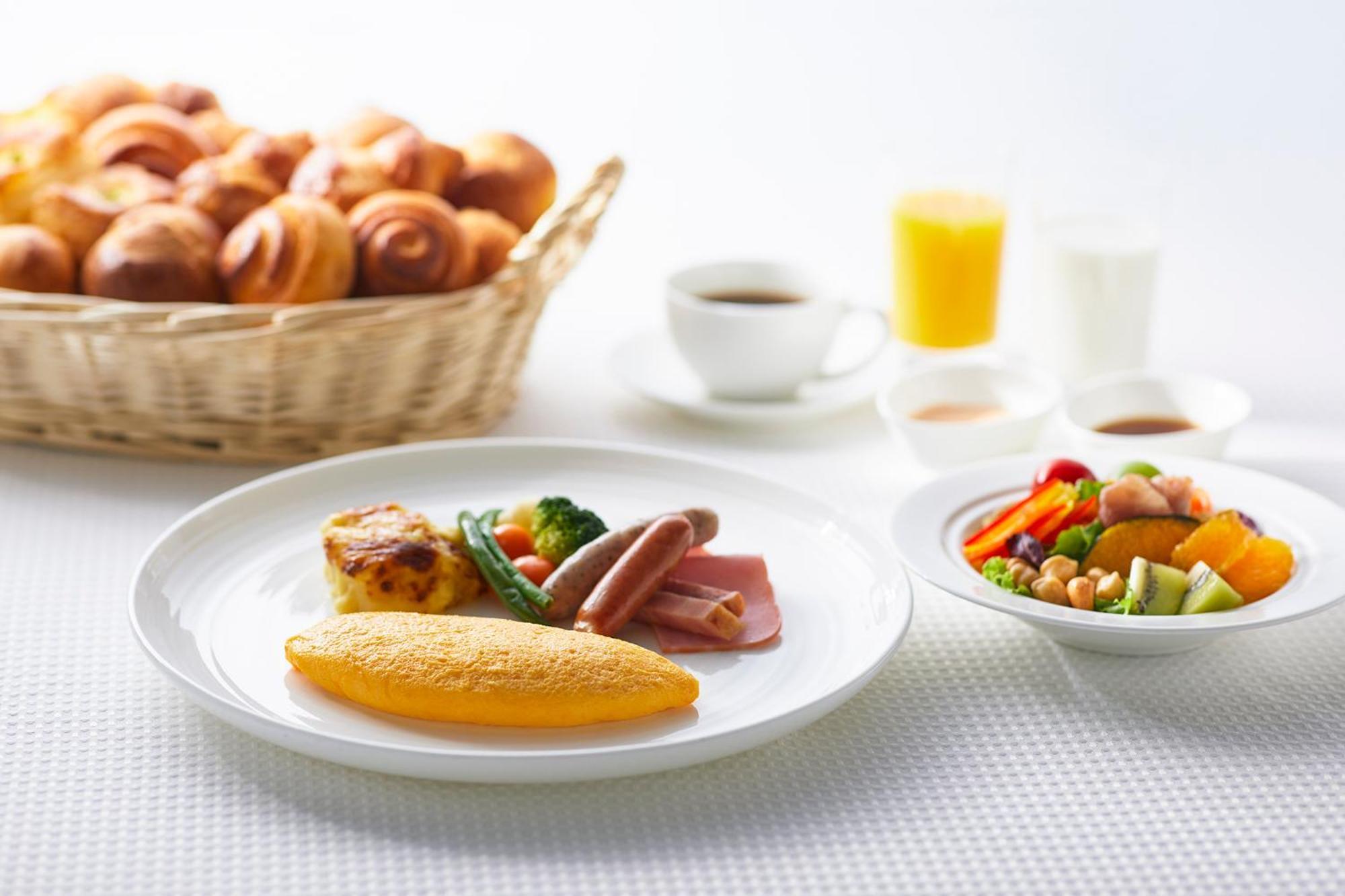The Royal Park Hotel Iconic Кіото Екстер'єр фото A typical inflight meal