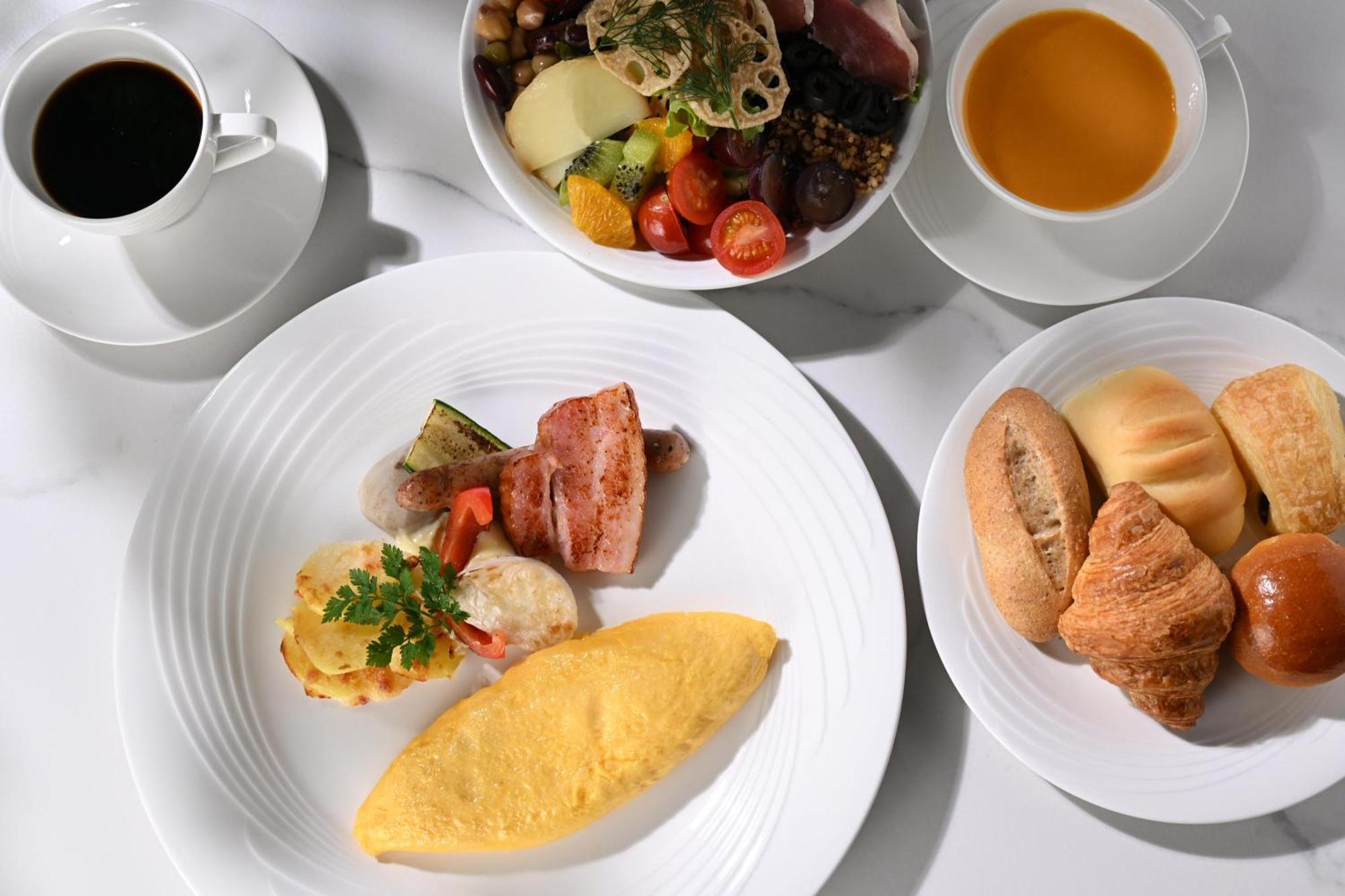 The Royal Park Hotel Iconic Кіото Екстер'єр фото A typical inflight meal